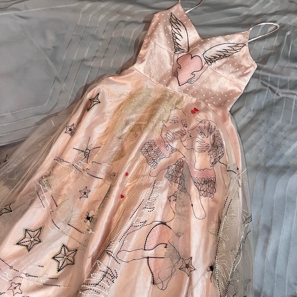 Prom maxi sleeves tulle lace dress with lots of embellishments and embroideries. - Picture 4 of 5